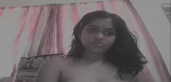  Desi Girl Show On Webcam
